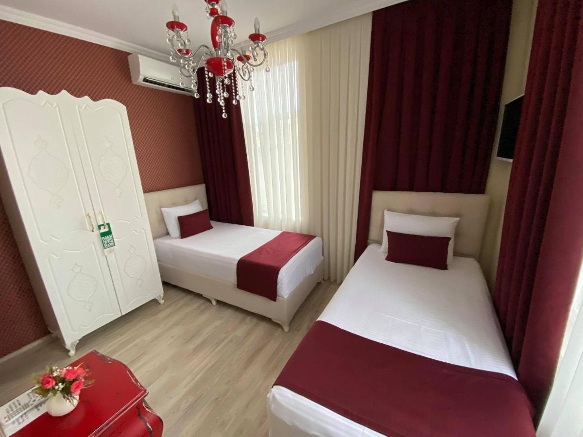 Otantik Shumen Hotell Exteriör bild