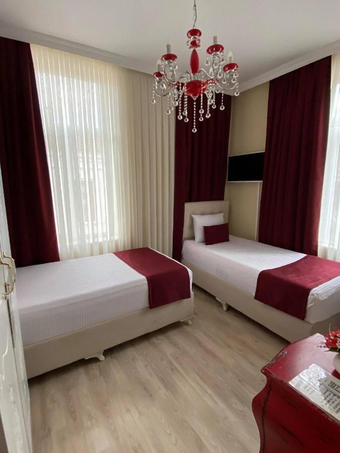 Otantik Shumen Hotell Exteriör bild