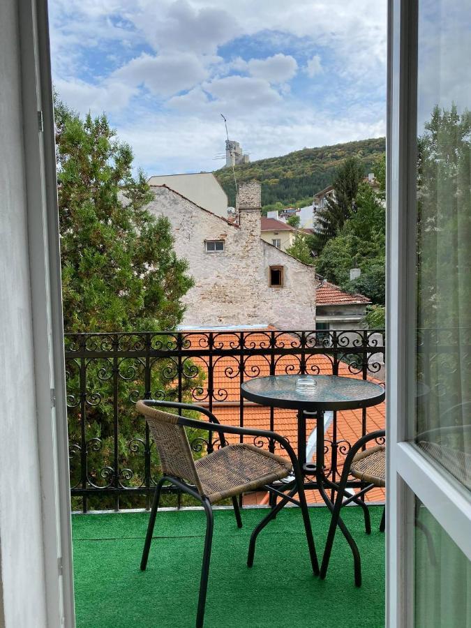 Otantik Shumen Hotell Exteriör bild