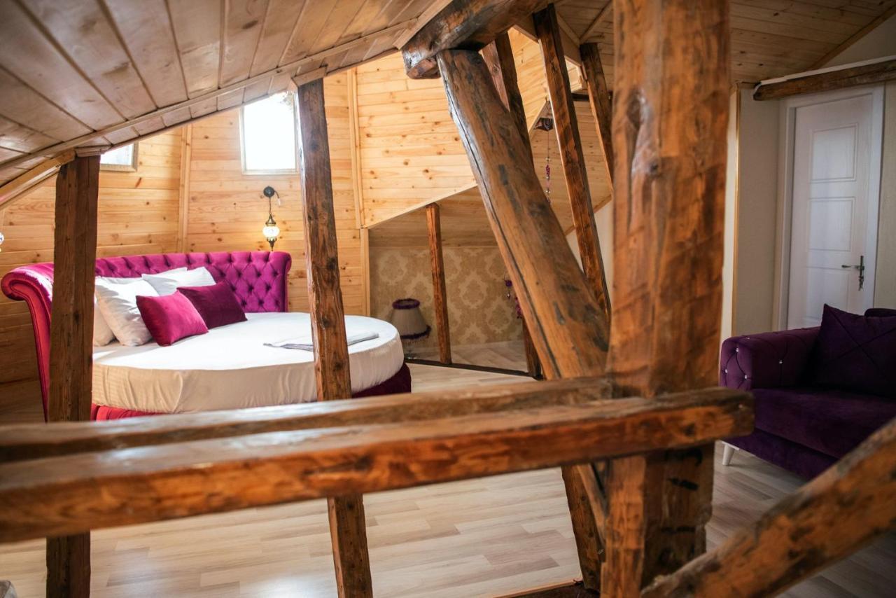 Otantik Shumen Hotell Exteriör bild